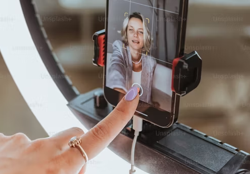 Qui assurera le fonctionnement du moteur lorsque la prochaine génération aspire à devenir des créateurs de contenu sur YouTube ?